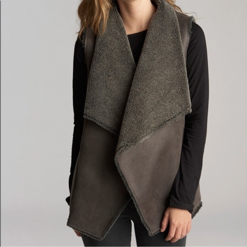 Velvet by Graham and Spencer ultra soft charcoal gray asymmetrical vest size XS